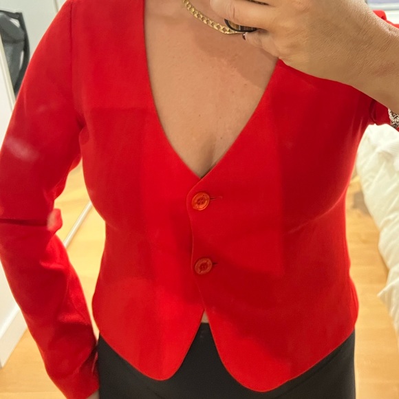 Love Moschino red crop jacket size Us 8… bright color cropped ready for spring - Picture 6 of 7